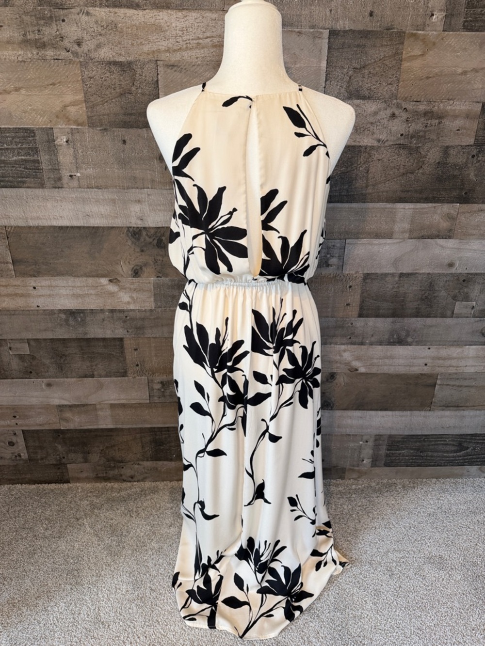 H&M Floral Maxi Dress Size S - Picture 2 of 16